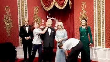 La figura de cera del rey Carlos III, atacada