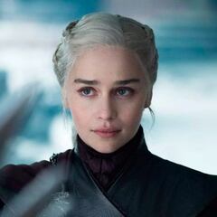 Snoop Dogg meets ‘Game of Thrones’ star Emilia Clarke in a funny exchange