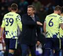 Leeds United cae ante Aston Villa y suma cinco juegos sin ganar en Premier League