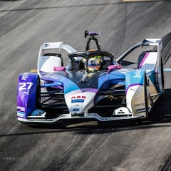 Vuelco a la parrilla… con el mismo al frente: Sims repite pole