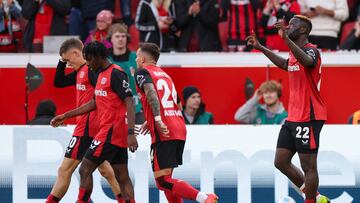 Boniface hace sonreír a Xabi