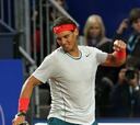 Nadal arrasa a Raonic y se mete en la final del Godó