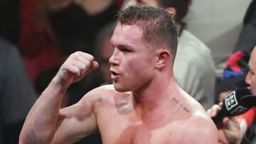 Canelo Álvarez pierde su título de peso mediano de la AMB