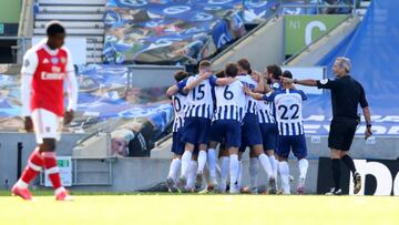 Brighton, sin Alzate, vence al Arsenal en el último minuto