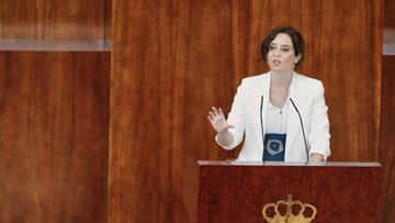 La presidenta de la Comunidad de Madrid, Isabel Díaz Ayuso, interviene durante la segunda jornada del Pleno del Debate del Estado de la Región en Madrid (España), a 15 de septiembre de 2020. En esta segunda sesión participarán los grupos parlamentarios, después de que la presidenta regional defendiese ayer su gestión de la crisis del coronavirus y el trabajo de su Gobierno de coalición, y censurase los ataques que cree que Madrid recibe del Gobierno central.
15 SEPTIEMBRE 2020;PARTIDO SOCIALISTA;DEBATE MADRID;GESTIÓN COMUNIDAD;CORONAVIRUS;COVID-19
Jesús Hellín / Europa Press
15/09/2020