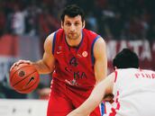 ¿Qué 14 jugadores dominaron Europa y nunca fueron a la NBA?