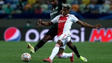 Neres, durante el partido ante Sporting.