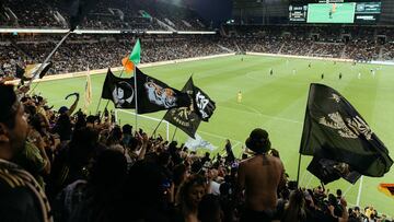 LAFC opt for pinstripes as 2024 jersey is leaked