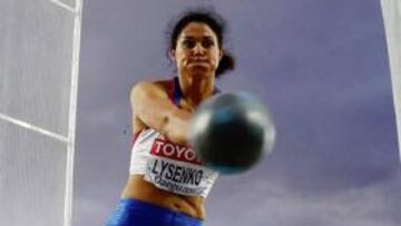 Lysenko se lleva el oro en lanzamiento de martillo