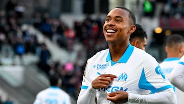 Marseille's Brazilian forward #14 Igor Paixao celebrates scoring his team's first goal during the French L1 football match between Metz and Olympique de Marseille (OM) at the Stade Saint-Symphorien in Metz, eastern France on October 4, 2025. (Photo by Jean-Christophe VERHAEGEN / AFP)