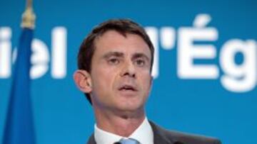 Manuel Valls abre al Barça las puertas de la liga francesa