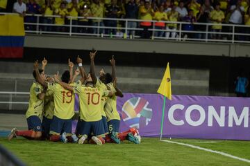 La Selección Colombia Sub 23 comenzó su participación en el Preolímpico de la categoría ante la Selección de Argentina en el Hernán Ramírez Villegas con una derrota 2-1.