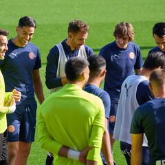 Girona y Espanyol viven su revuelta hacia el derbi