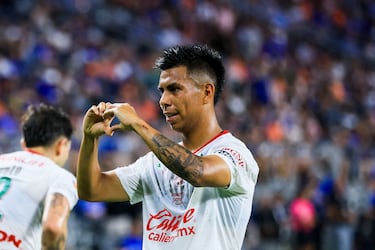 Los 10 jugadores que mueven los hilos en ataque de Chivas y América