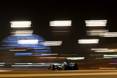 El piloto de Aston Martin, Fernando Alonso, durante la carrera.