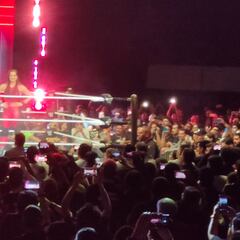 Mexicanos tuvieron una gran noche en WWE Live CDMX