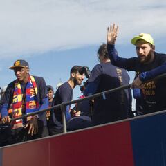 La plantilla del Barcelona celebrará mañana el doblete