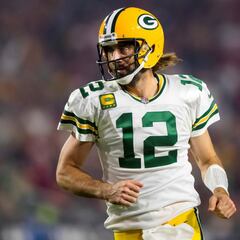 Rodgers admits he misled people on status, stands by covid remarks