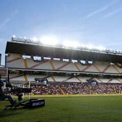 El estadio de Vallecas seguirá siendo de la Comunidad
