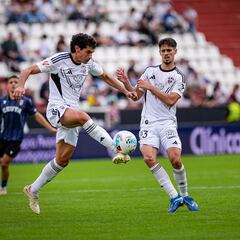 El Albacete gana en seguridad con la pareja de centrales Vallejo-Pepe Sánchez