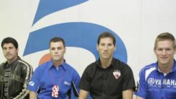 <b>A POR TODAS. </b>Ésa es la premisa de Carlos Checa, Gregorio Lavilla, Fonsi Nieto, Rubén Xaus y David Checa.