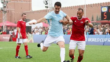 MOSCOW, RUSSIA - JULY 11: Juan Pablo Angel  (C) competes with Cofu during the Legends Football Match in &quot;The park of Soccer and rest&quot; at Red Square on July 11, 2018 in Moscow, Russia. (Photo by Oleg Nikishin/Getty Images)