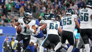 What’s wrong with the Jalen Hurts, Saquon Barkley and the Eagles’ offense in general?