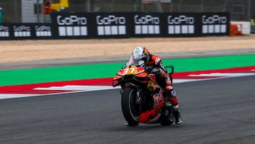 Esayo de salida de Pedro Acosta en Portimao.