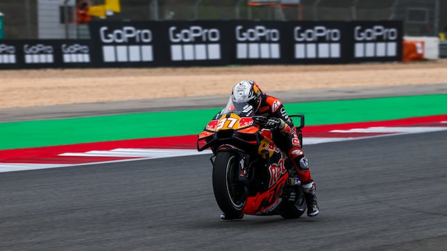 Acosta: “Vengo de la playa y sé cuando hay humedad…"