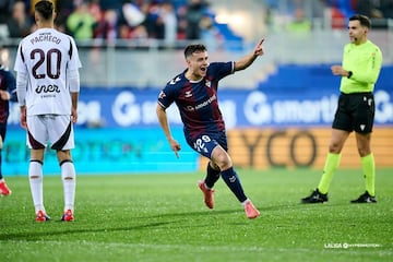 Le est cogiendo el gusto a marcar goles. Segunda jornada seguida en la que Mada ve puerta. Ante el Albacete, este fin de semana, hizo una obra de arte, con un disparo potente a la par de preciso, desde fuera del rea, para poner el momentneo 1-0 contra el equipo manchego.