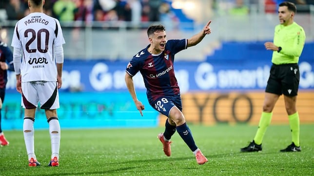 Mada, con ficha del primer equipo