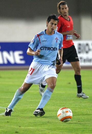 El canario jug entre 2002 y 2005 en el Atltico. Ese mismo a?o fich por el Celta, donde estuvo hasta 2011.