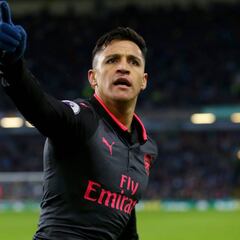 Wright: "No veo cómo Sánchez se acoplaría a Manchester City"