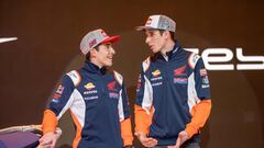 Marc Márquez y Álex Márquez han presentado la que será la nueva moto de Repsol Honda Team para el Mundial de MotoGP 2020 enYakarta (Indonesia).

