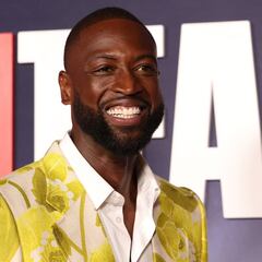 What is Dwyane Wade’s net worth? What was his biggest NBA contract?