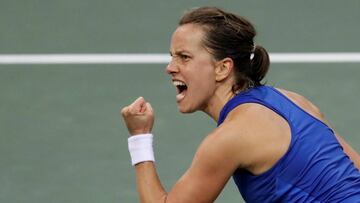 Strycova y Siniakova acercan a Chequia a su undécimo título