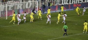 GOL 1-0 de Alberto Bueno