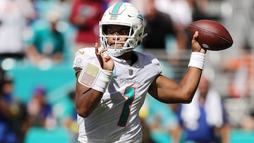 MIAMI GARDENS, FLORIDA - SEPTEMBER 25: Quarterback Tua Tagovailoa #1 of the Miami Dolphins passes the ball during the game against the Buffalo Bills at Hard Rock Stadium on September 25, 2022 in Miami Gardens, Florida.   Megan Briggs/Getty Images/AFP