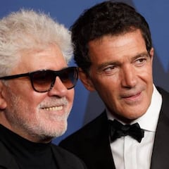 Almodóvar critica a Madonna por su trato hacia él y a Antonio Banderas