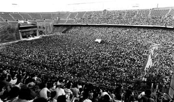 Concierto de los Rolling Stones. Está considerado uno de los mejores conciertos celebrados en España a pesar de la fuerte tormenta que cayó sobre Madrid. 