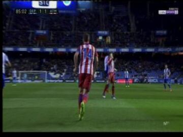 El brutal impacto en la cabeza de Fernando Torres