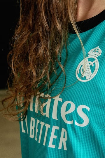 The kit is made of 'primegreen', which Real Madrid describe as "a series of high-performance recycled materials".