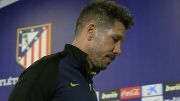 GRA108. MADRID, 20/05/2017.- El entrenador del Atl&eacute;tico de Madrid, el argentino Diego Pablo Simeone, durante la rueda de prensa ofrecida esta ma&ntilde;ana en el estadio Vicente Calder&oacute;n para hablar sobre el partido de Liga de ma&ntilde;ana frente al Athletic de Bilbao. EFE/V&iacute;ctor Lerena