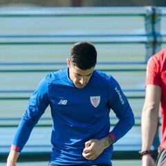 Yuri Berchiche acorta los plazos