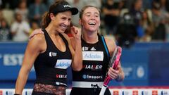 Las espa&ntilde;olas Marta Marrero y Marta Ortega celebran su victoria en el Vigo Open 2019, cuarto torneo del P&aacute;del World Tour.