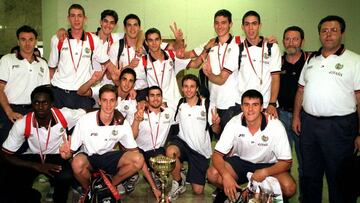 Los júniors de oro de 1998.