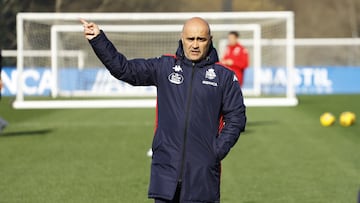 Gilsanz podría repetir once ante el Castellón por cuarta jornada consecutiva.