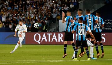 Cristiano Ronaldo marca el 1-0 de falta. 