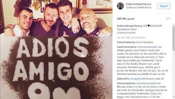 La fotografía que ha subido el restaurante con Álvaro Morata y un cartel que dice: "Adiós Amigo".