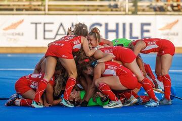 Tras derrotar a Estados Unidos en semifinales de la Copa Panamericana, Chile clasificó por primera vez al mundial de hockey césped femenino. ¡Tremendas!